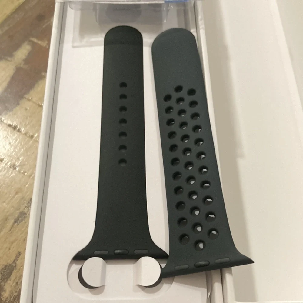 NEW APPLE WATCH WRIST BANDS! 2 DIFFERENT SETS!